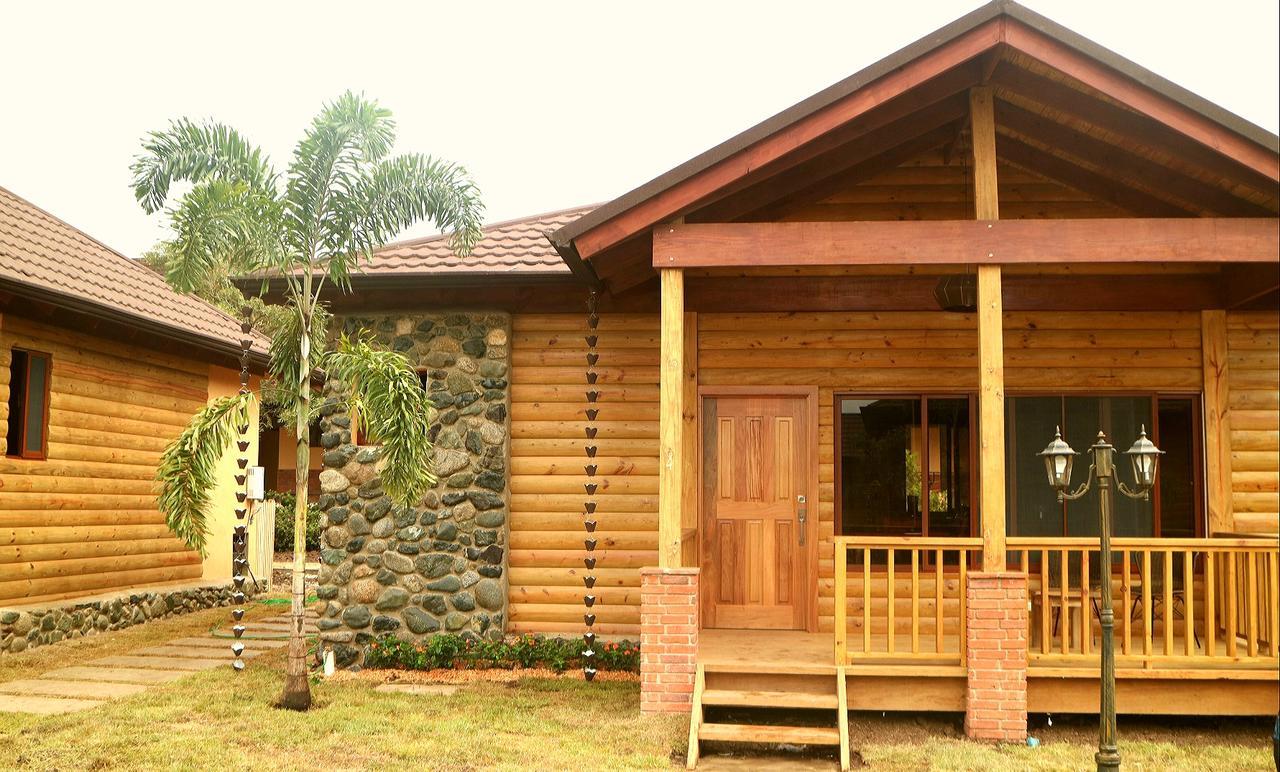 Carmen Hotel & Villas Jarabacoa Extérieur photo